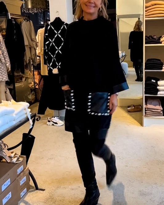 Vestido casual com gola redonda e bolsos