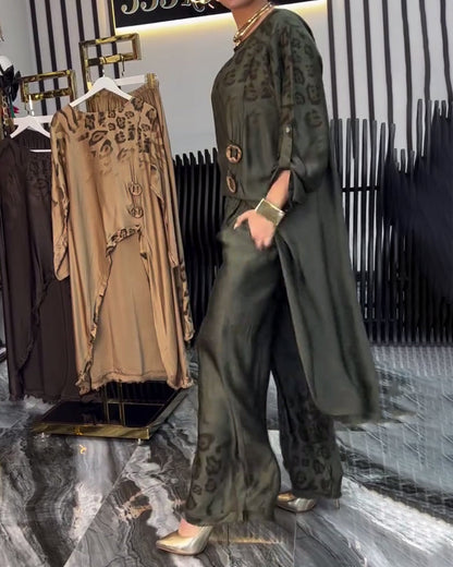 Temperamentvoller bedruckter Anzug mit unregelmäßigem Muster