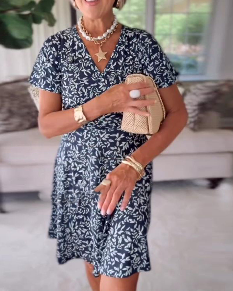 V-Neck Leaf Print Short Sleeve Dress