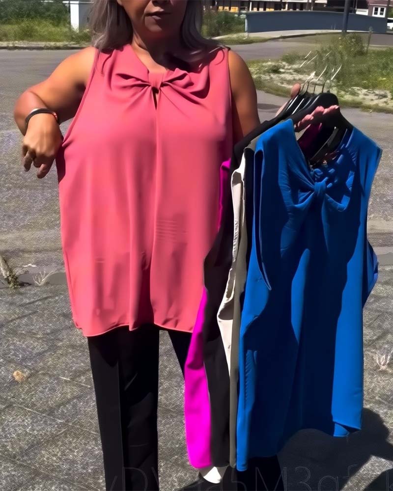 Ärmellose Weste mit Schleife