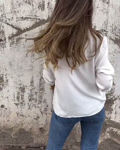 Einfarbiges, hohles Hemd mit Revers