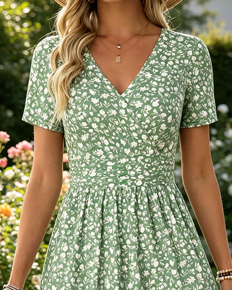 V-Neck Short SleeveTiny Floral Dress
