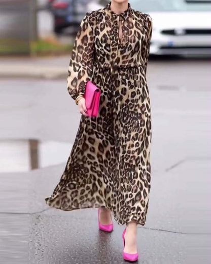 Elegant Leopard Print Long-Sleeved Dress