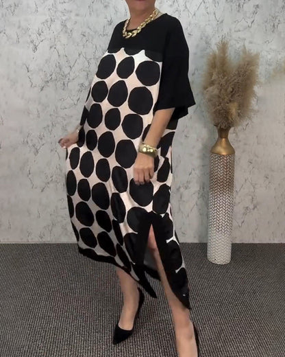 Lockeres, gerades Kleid mit Polka Dots