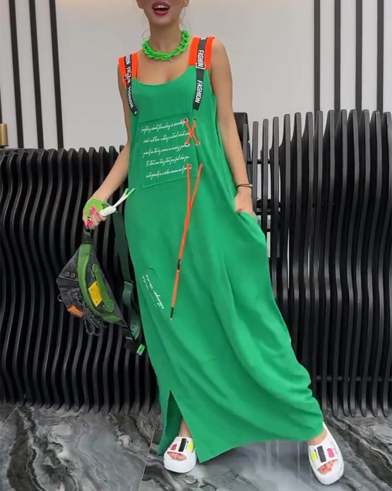 Ärmelloses Kleid mit personalisiertem Buchstabendruck