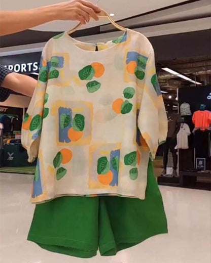 Lässiger Anzug mit Dreiviertelärmeln und Shorts