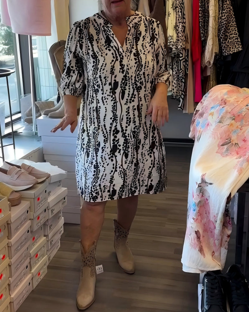 Small V-Neck Print Straight Dress