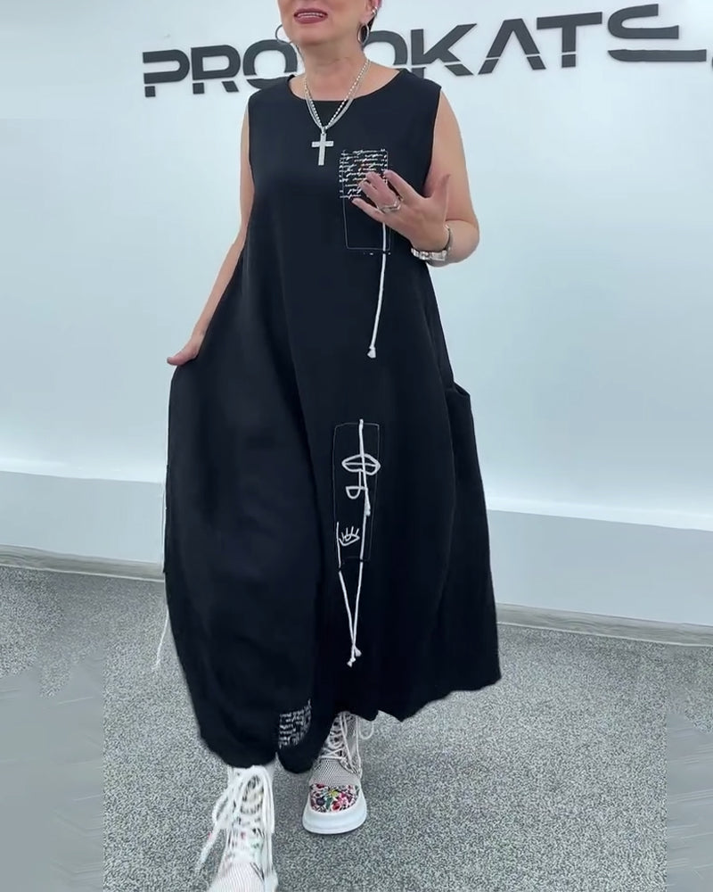 Ärmelloses Oversize-Kleid mit Buchstaben-Print