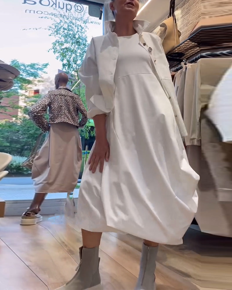 Einfarbiges, ärmelloses, lockeres Kleid