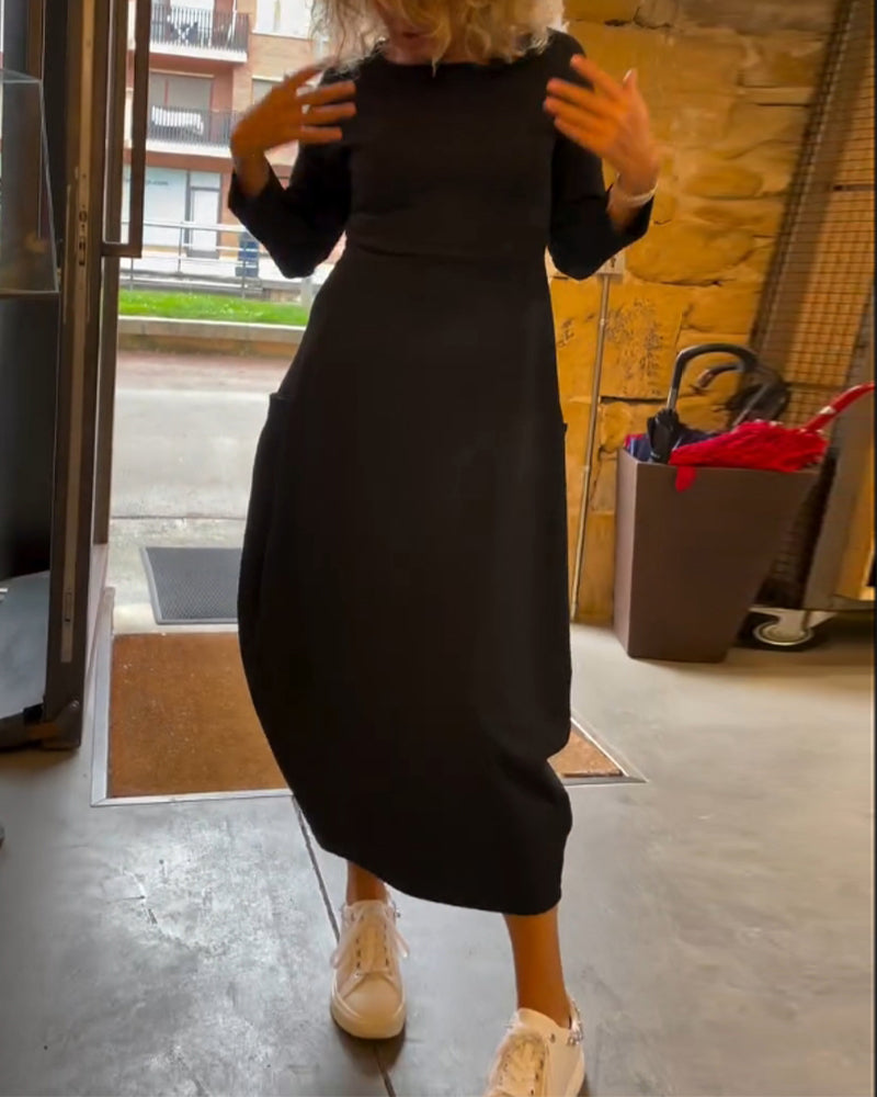 Abito con scollo tondo e maniche lunghe, tascabile, tinta unita