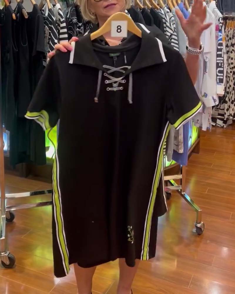 Etuikleid mit Revers und Kontrast-Krawatte