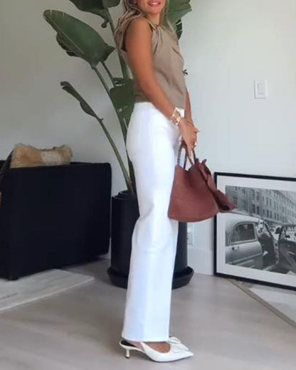 Ärmelloses Twist-T-Shirt