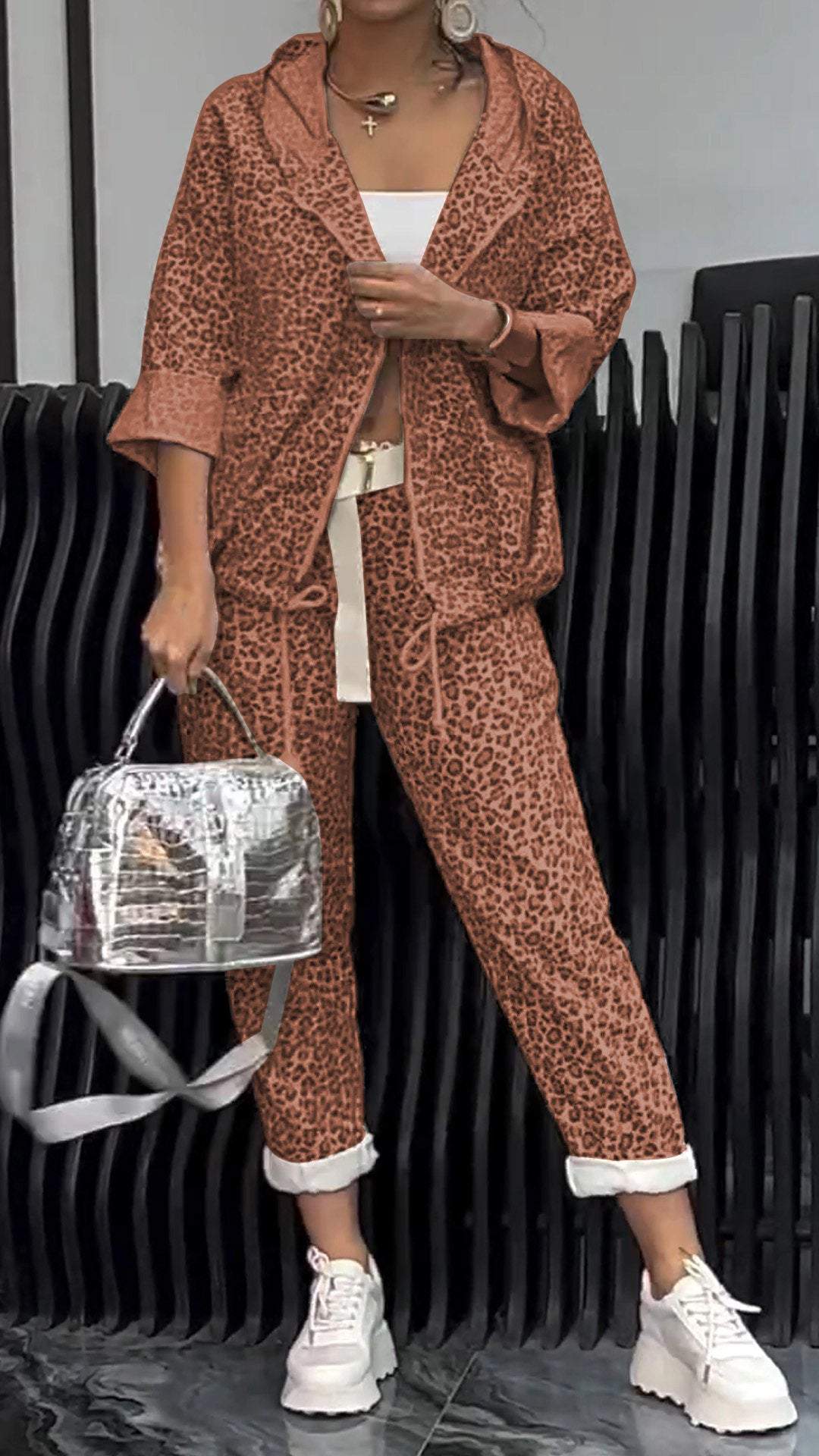 Women's Leopard-print Cardigan Short Suit suit